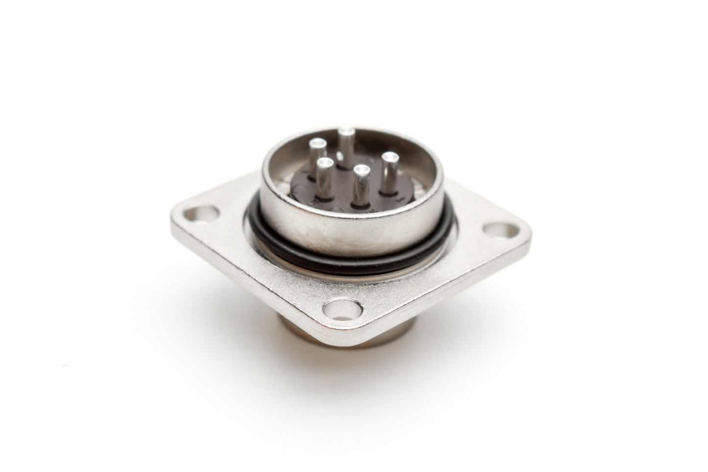 C091 31S005 100 2 Flange mount male metal Connectors with O-ring seal and ring nut (hex nut available upon request). Complete EMI shielding in the fully mated and locked position (EMI security). Contacts included.
