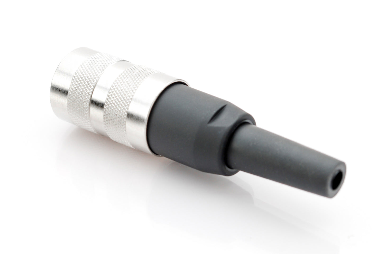 T 3401 001 Female Connectors with internal strain relief and metal locking ring. Screw locking according to DIN EN 60130-9 / IEC 60130-9. Contacts included.