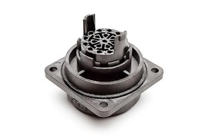 C016 10G019 000 2 19+PE Female receptacle with mounted gasket. Mounting hole Ø43.2. Suitable sealing for fixing screws must be provided. For use with crimp contacts (sold separately).