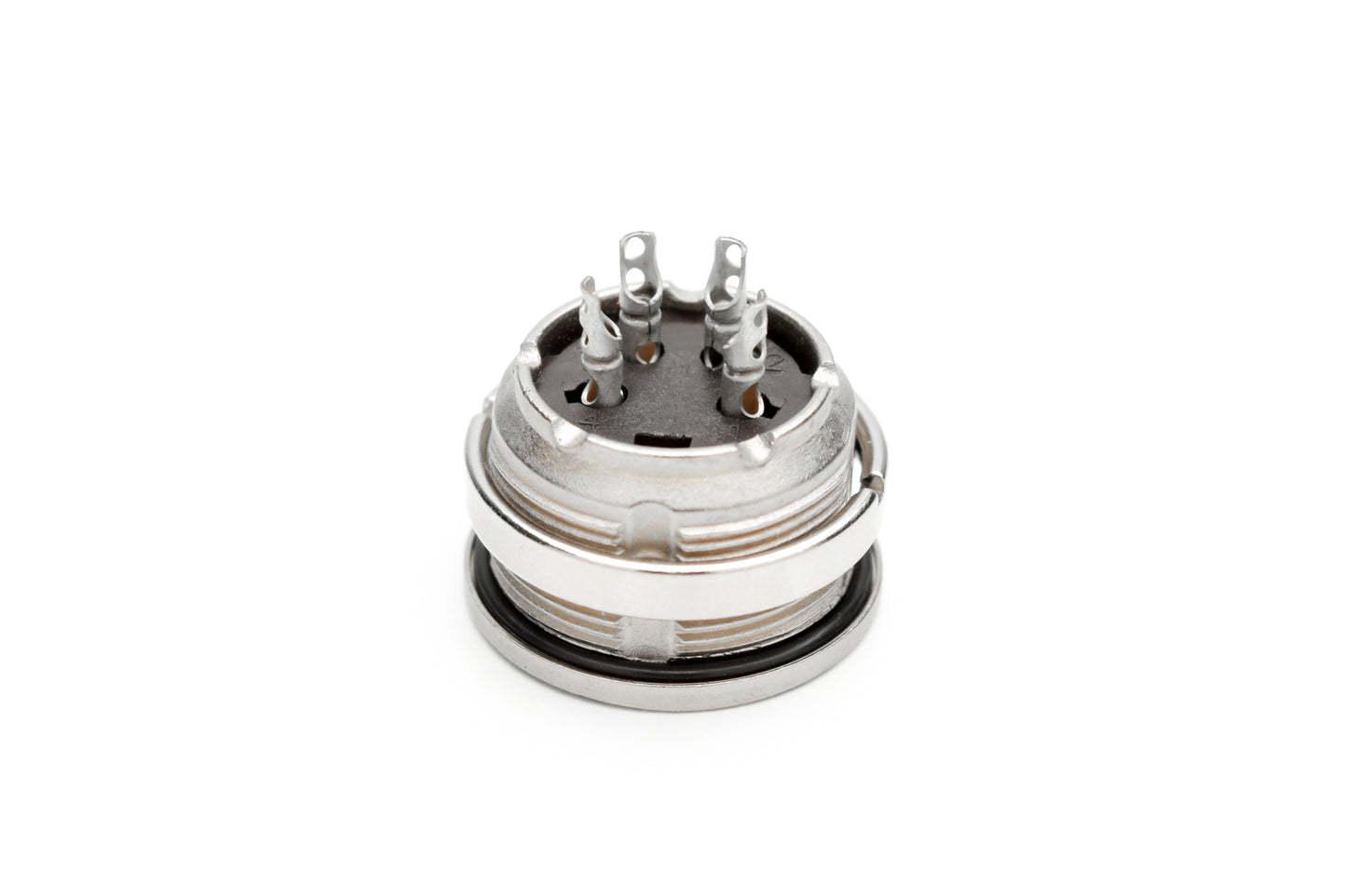 C091 31N004 100 2 Front mounting female metal Connectors with O-ring seal and ring nut mount (hex nut available upon request). Complete EMI shielding in the fully mated and locked position (EMI security). Contacts included.