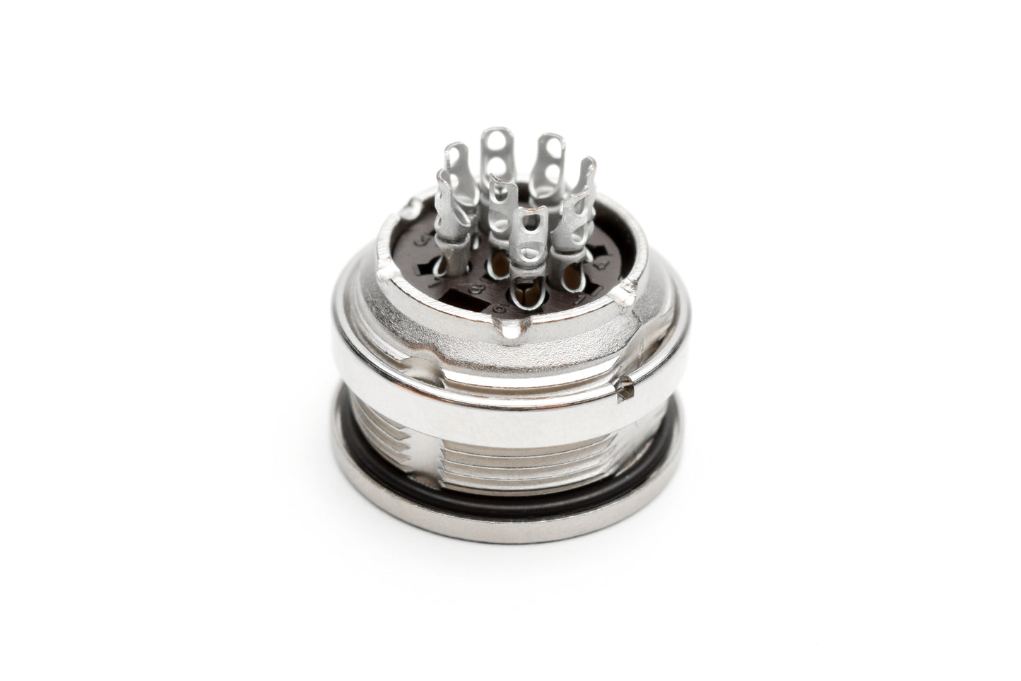 C091 31N008 100 2 Front mounting female metal Connectors with O-ring seal and ring nut mount (hex nut available upon request). Complete EMI shielding in the fully mated and locked position (EMI security). Contacts included.