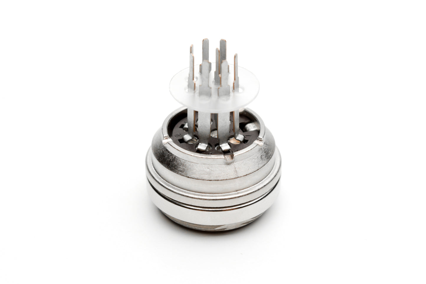 C091 61G008 130 2 Rear mounting female metal Connectors with O-ring seal and ring nut mount (hex nut available upon request). Complete EMI shielding in the fully mated and locked position (EMI security). Tin plated solder area. Contacts included.