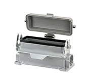 C146 10N024 607 2 Double side entry housing with high profile and thermoplastic spring cover.